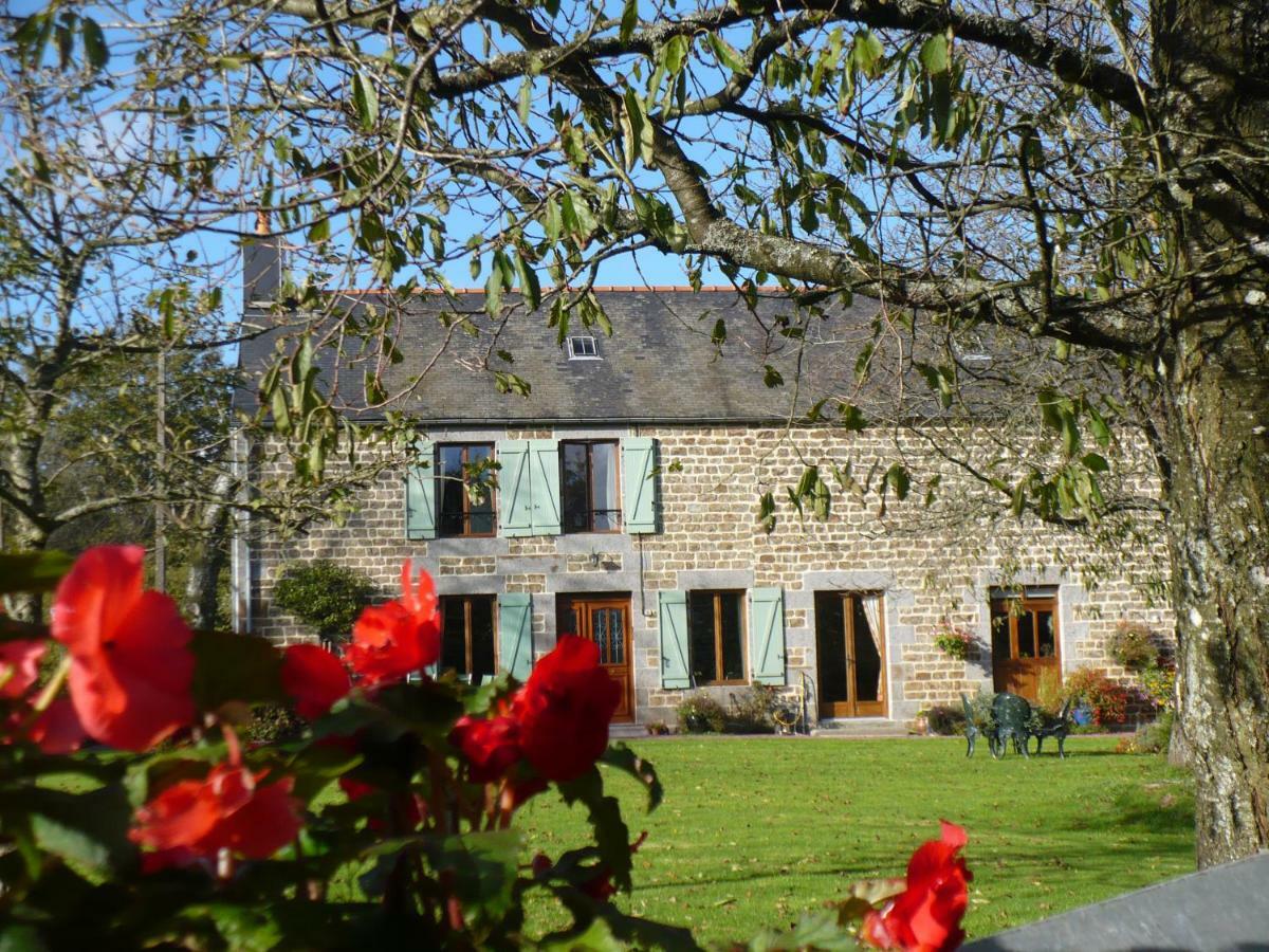 Le Rocher B&B Yvrandes 외부 사진