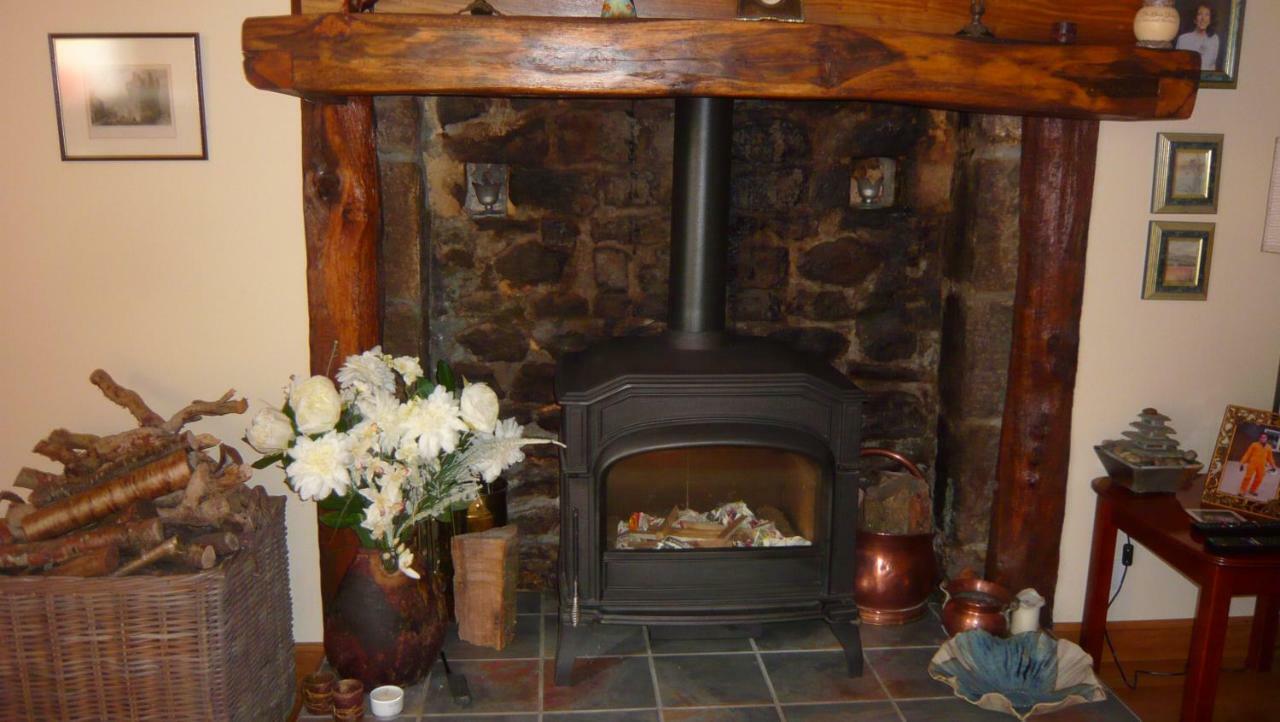Le Rocher B&B Yvrandes 외부 사진